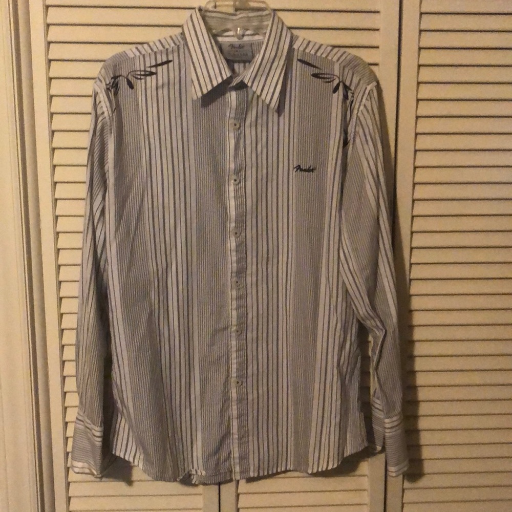 Men’s Fender button-up, size medium